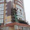 Лесалар җимерелү аркасында 19 этажлы йортның 7 катыннан эшче егылып төшеп үлгән (ФОТО)