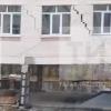 Казан гимназиясе укучылары ике бина арасындагы кичүнең җимерелүен видеога төшергән